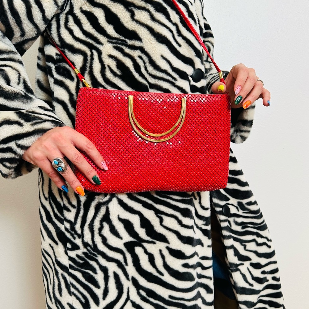 Vintage 1970’s Mesh Sequin Red Handbag Purse With Gold Metal Handles Chic Clutch
